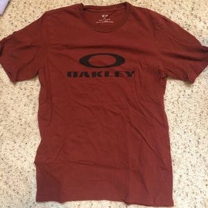 Oakley men’s t-shirt